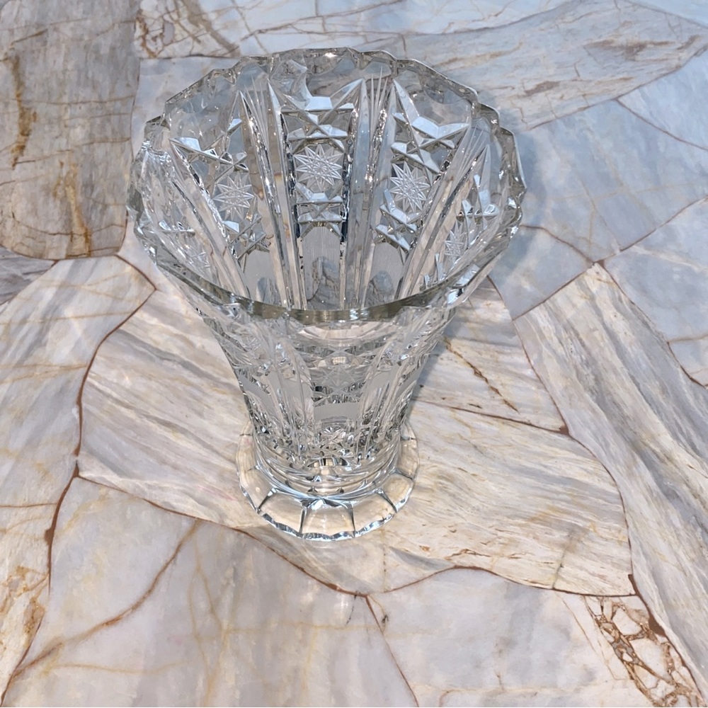 Gorgeous Stylish Modern Clear Glass Flower Vase